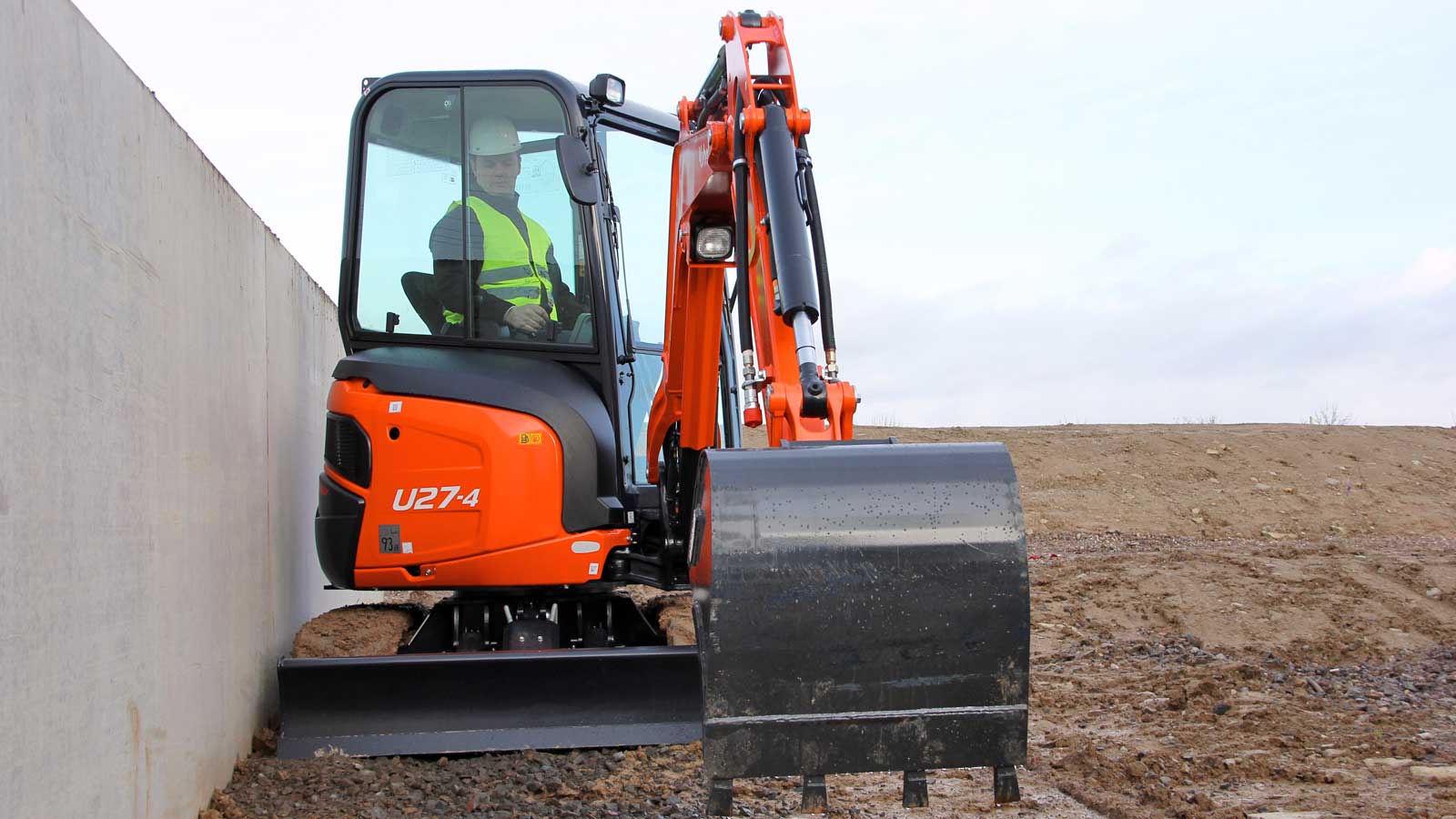 Kubota U27-4 Mini Ekskavatör