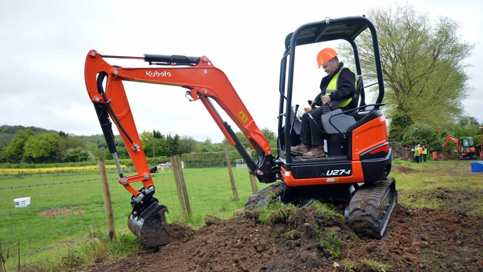 Kubota U27-4 Mini Ekskavatör