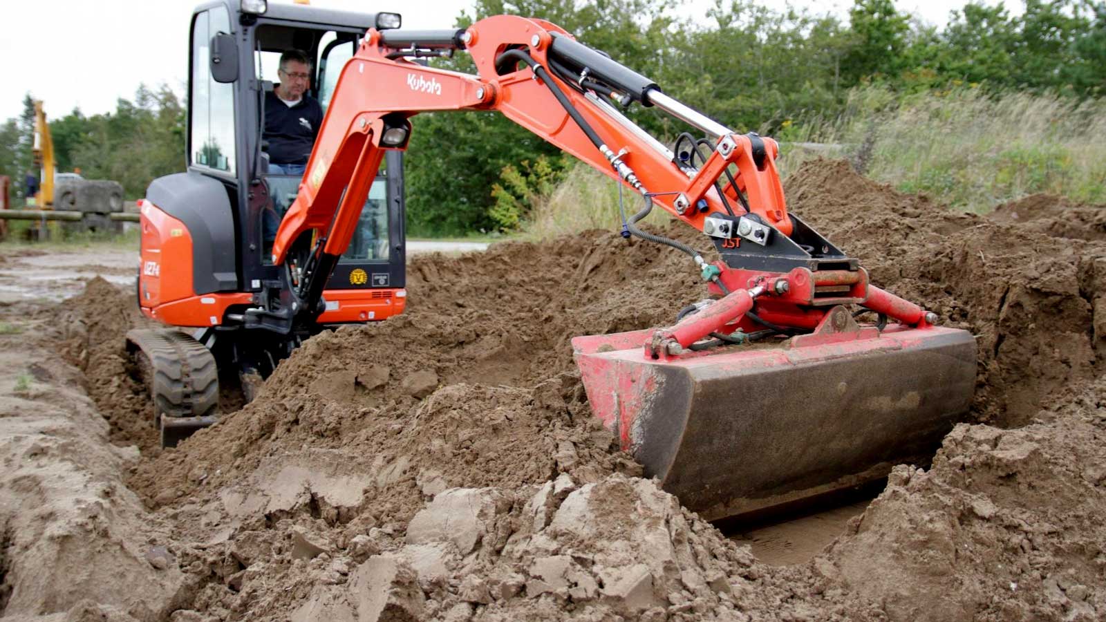 Kubota U27-4 Mini Ekskavatör